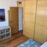 Rent a room of 300 m² in seville