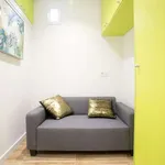 Rent 1 bedroom apartment of 30 m² in madrid