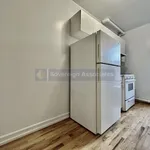 Rent 2 bedroom apartment of 800 m² in Manhattan