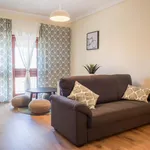 Rent 3 bedroom apartment in Porto