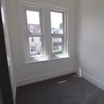 Rent 3 bedroom flat in South West England