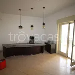 Rent 6 bedroom apartment of 170 m² in Merì