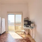 Rent a room in lisbon