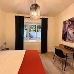 Rent 3 bedroom apartment in Ixelles - Elsene