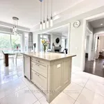 6 bedroom apartment of 86778 sq. ft in Richmond Hill (Jefferson)