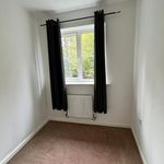 Rent 3 bedroom house in East Midlands