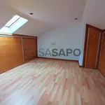 Rent 4 bedroom house of 192 m² in Leiria