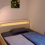 Miete 3 Schlafzimmer wohnung von 40 m² in Düsseldorf