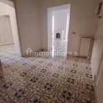 Rent 4 bedroom apartment of 152 m² in Naples