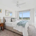 Rent 3 bedroom apartment in Bondi Beach