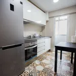 Rent 3 bedroom apartment of 63 m² in valencia