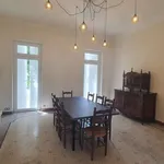 Maison de 240 m² avec 7 chambre(s) en location à Maillane