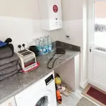 Rent 4 bedroom house in East Midlands