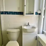 Rent 3 bedroom apartment of 127 m² in Staten Island