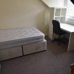 Rent 4 bedroom flat in Wales