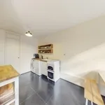 Rent 2 bedroom apartment in London