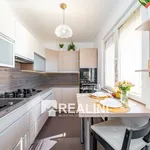 Pronajměte si 2 ložnic/e byt o rozloze 54 m² v Karviná