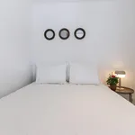 Rent 1 bedroom apartment in Lisbon