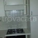 Affitto 3 camera appartamento di 85 m² in Frosinone