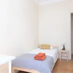 Rent 3 bedroom apartment in Lisbon