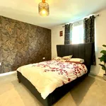 Rent 4 bedroom house in South East England