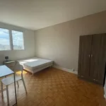 Appartement de 75 m² avec 4 chambre(s) en location à Orléans