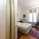 Rent 1 bedroom apartment of 70 m² in milan