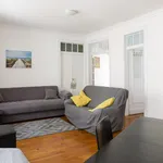 Rent 2 bedroom apartment in Lisbon