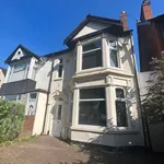 Rent 4 bedroom apartment in Wolverhampton