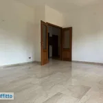 Rent 5 bedroom apartment of 148 m² in Rome