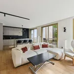 Rent 3 bedroom apartment of 72 m² in paris