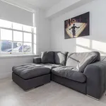 Rent 2 bedroom flat in Cardiff