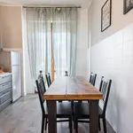 Rent 2 bedroom apartment of 102 m² in Florence