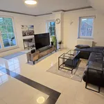 Rent 2 bedroom apartment of 95 m² in Hanover