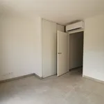 Appartement de 167 m² avec 6 chambre(s) en location à Nîmes