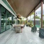 Rent 4 bedroom house of 350 m² in Phuket