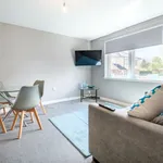 Modern Flat in Coatbridge (Has an Apartment)