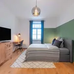 Miete 4 Schlafzimmer wohnung von 19 m² in Munich