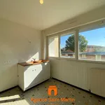 Rent 3 bedroom apartment of 52 m² in Montélimar