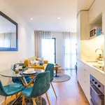 Rent 4 bedroom apartment in Porto