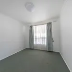 Rent 3 bedroom house in  Melton South VIC 3338                        