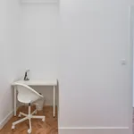 Rent 11 bedroom apartment in Lisbon