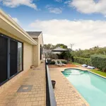 Rent 4 bedroom house in Kallaroo