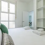 Rent 1 bedroom apartment of 50 m² in Málaga