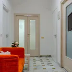 Rent 7 bedroom apartment in Rome