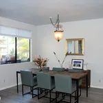 Rent 2 bedroom apartment of 131 m² in Los Angeles