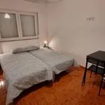 Rent 4 bedroom apartment in Lisbon