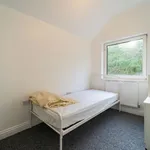 Rent 4 bedroom flat in West Midlands