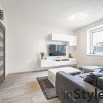 Pronajměte si 2 ložnic/e byt o rozloze 54 m² v Uherské Hradiště