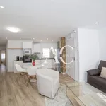 Rent 4 bedroom apartment of 90 m² in Valencia